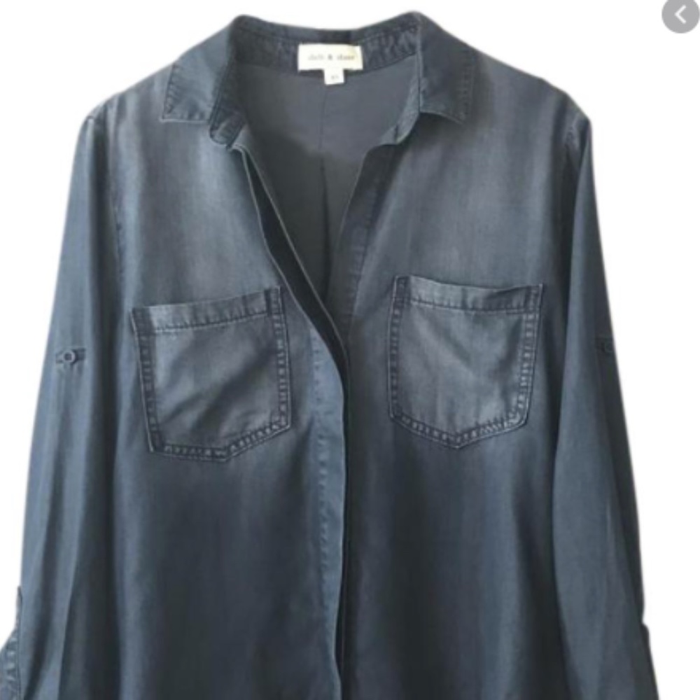 Cloth And Stone Chambray Button Down - image 1